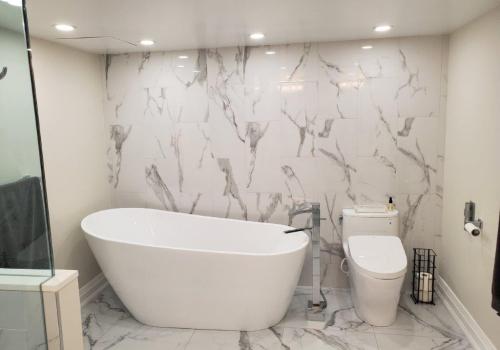 Toronto bathroom remodel HIP-8812-R1