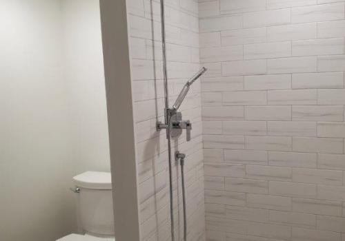 Custom bathroom renovation in Toronto HIP-9330-3